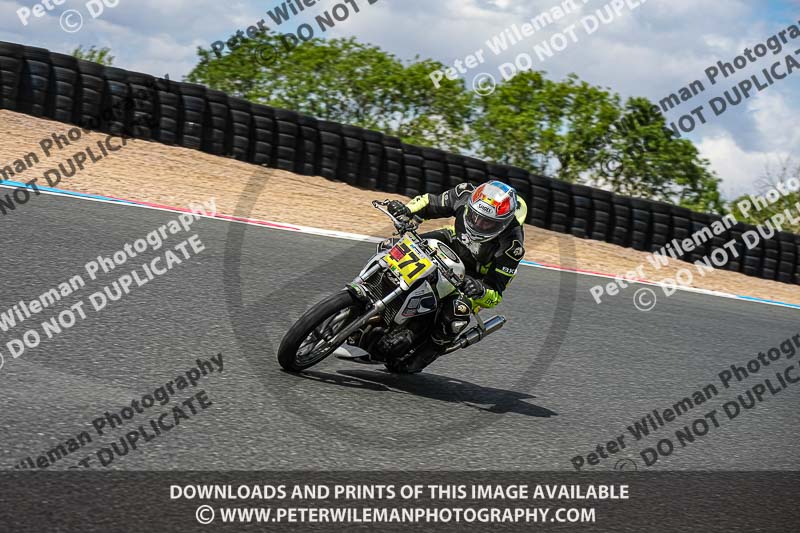 enduro digital images;event digital images;eventdigitalimages;mallory park;mallory park photographs;mallory park trackday;mallory park trackday photographs;no limits trackdays;peter wileman photography;racing digital images;trackday digital images;trackday photos